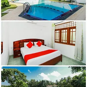 Airport View Hotel Andiambalama
